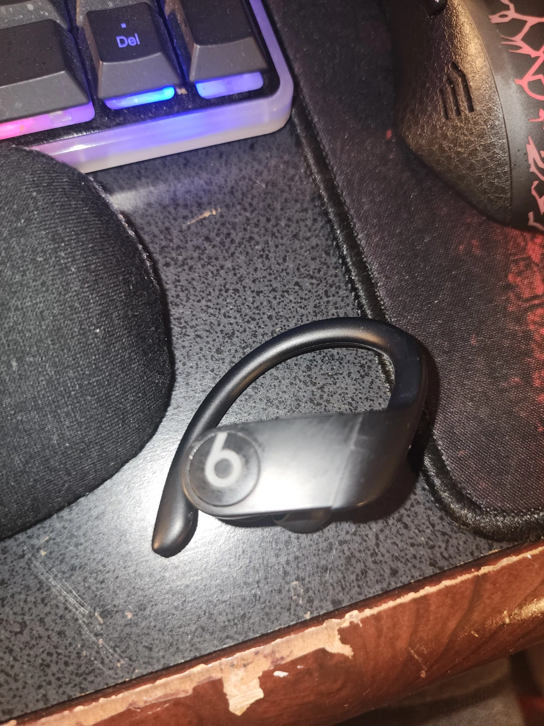 Powerbeats Pro Black Wireless Earphones - photo 4