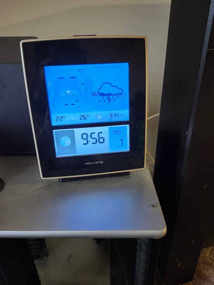 AcuRite Weather Station with Remote Sensor thumbnail