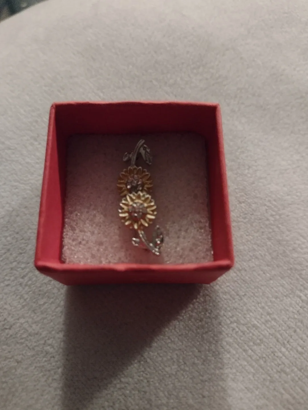 Heart & Sunflower Pendant Necklace image indicator(3)