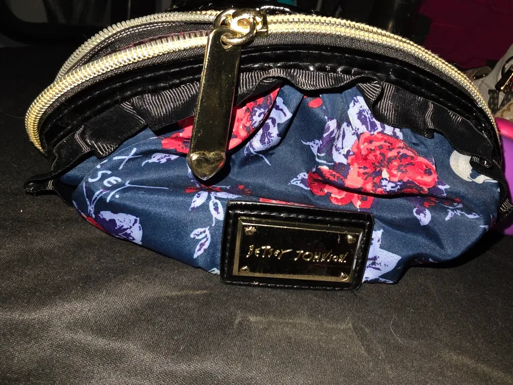Betsey Johnson Floral Makeup Bag image indicator(3)