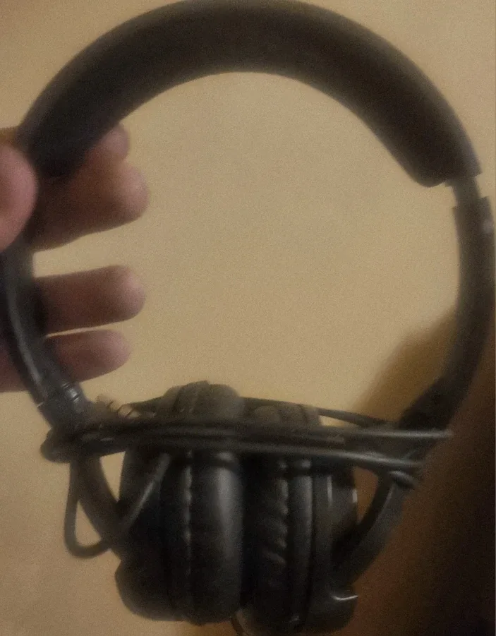 FREE USED BUT WORKING Marshall Headphones