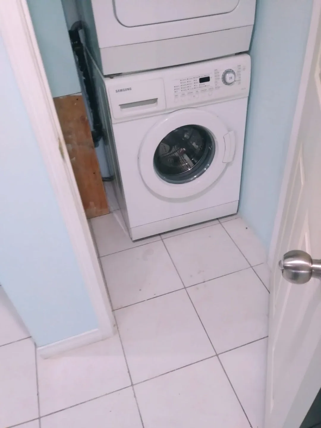 Room for rent image indicator(3)