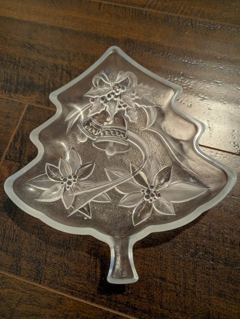 Christmas Tree Shaped Glass Plate