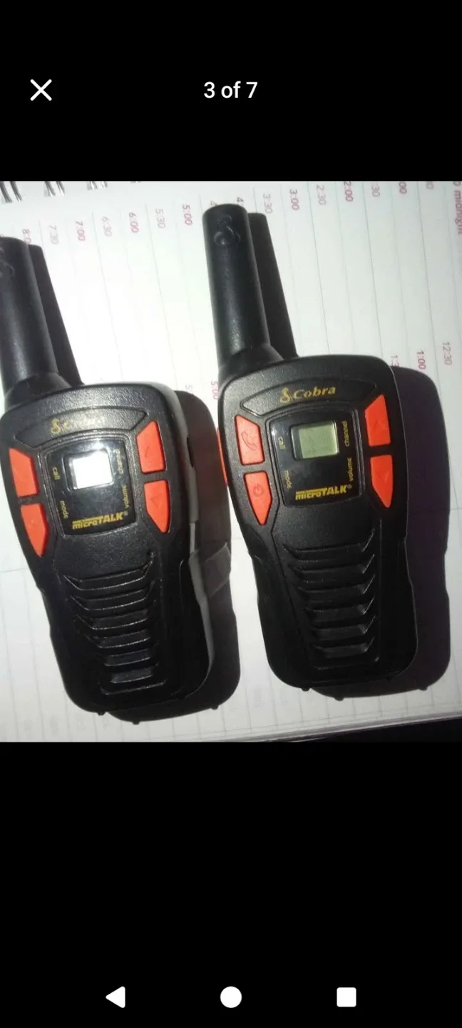 Cobra MicroTalk Walkie Talkies- Pair image indicator(3)