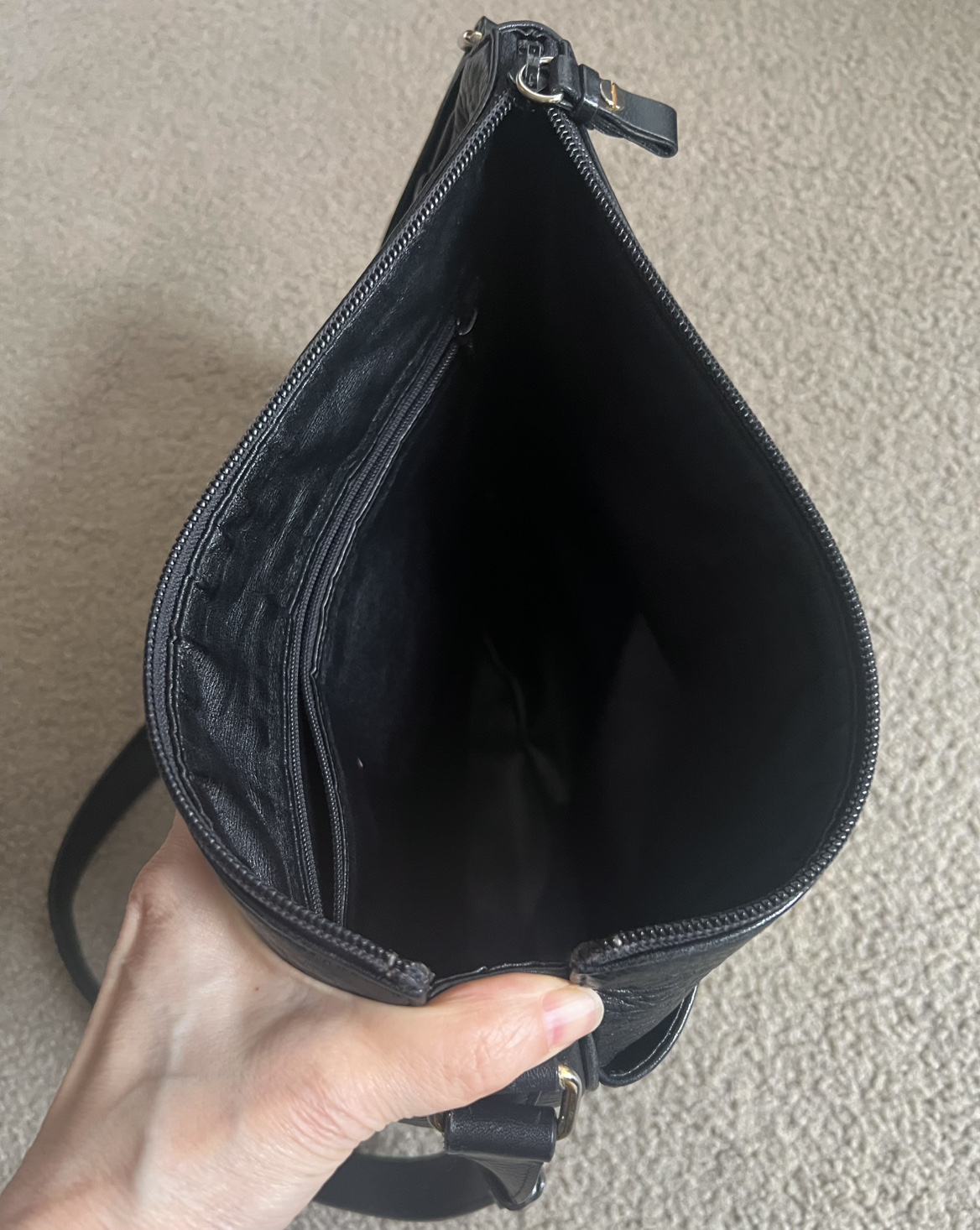 Nina Ricci Vintage Leather Bag - photo 4