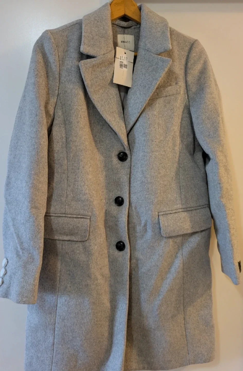 RW&CO. Wool Blend Three-Button Coat - Brand New w/tags image indicator(3)