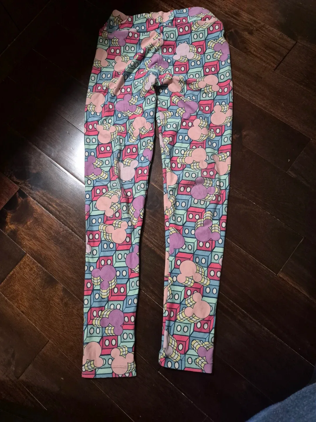 LuLaRoe Tween Leggings image indicator(2)