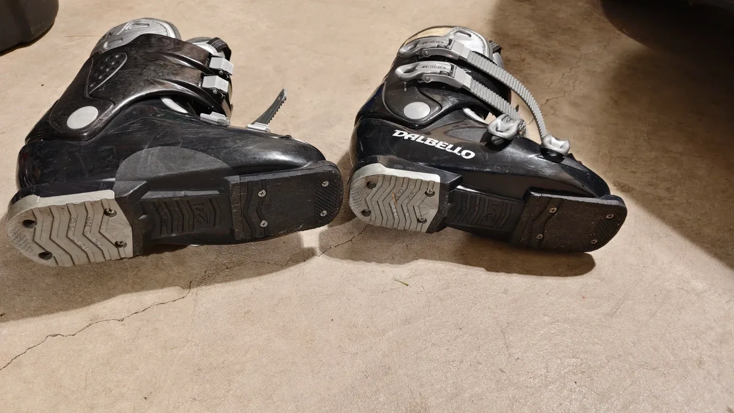 Dalbello DX Ski Boots - Size 24.5 image indicator(2)
