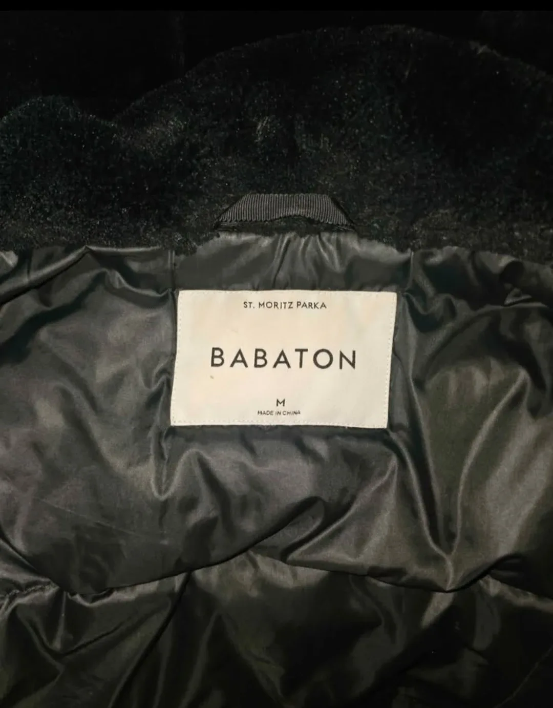 Aritiza Babaton St. Moritz Parka - Size M image indicator(2)