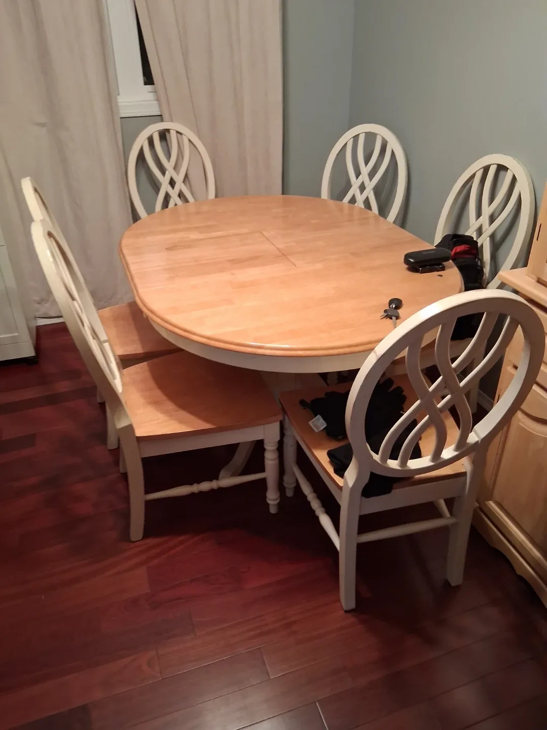 Dining Table with 6 Chairs