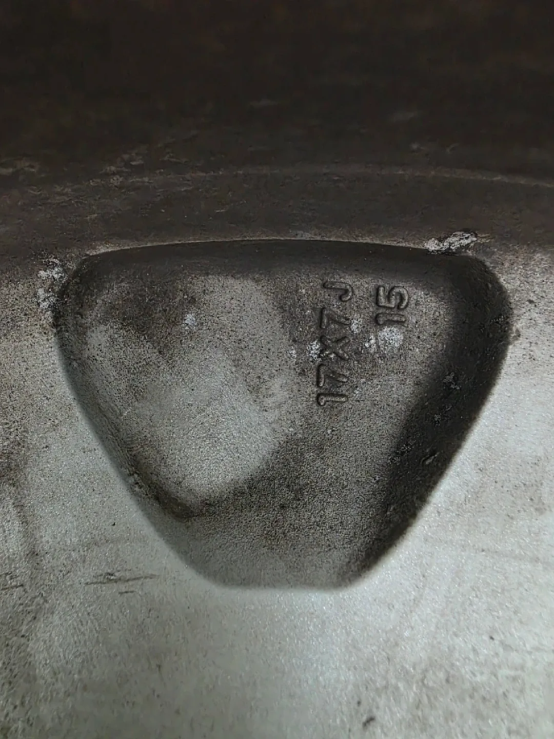 Toyota Tacoma 17" Rims image indicator(5)