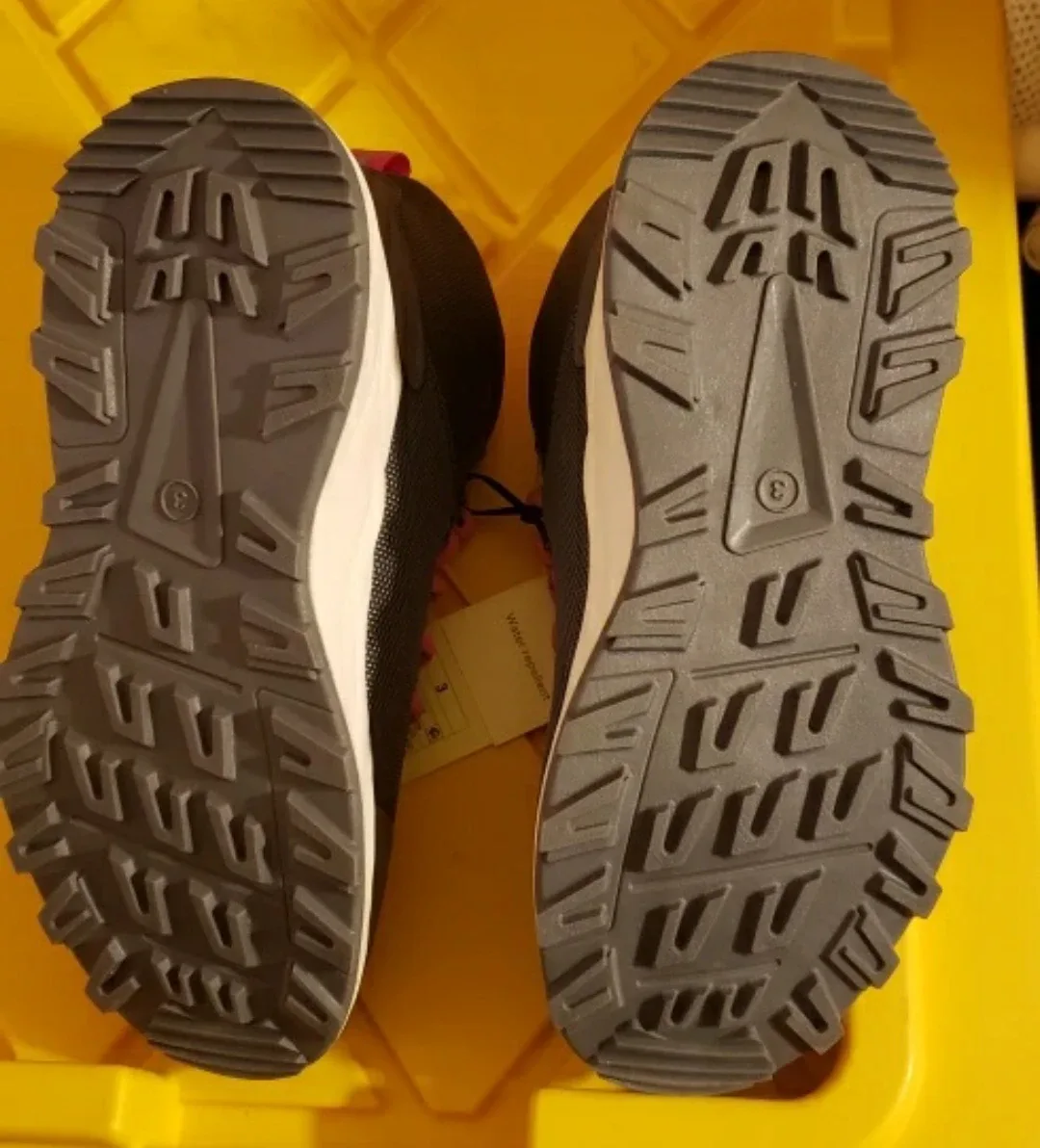 New All in Motion Dawson Hiking Boots - Size 3 image indicator(2)