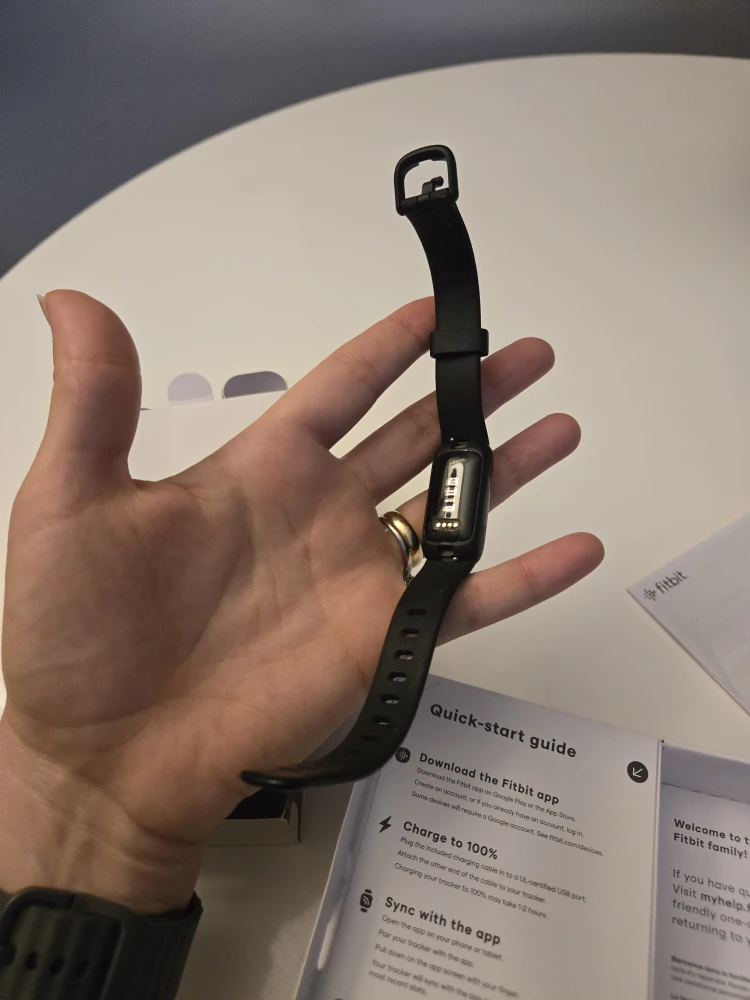 New Fitbit Inspire 3 Health & Fitness Tracker - Black - photo 5