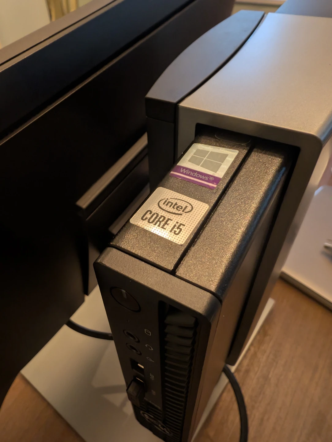 Dell OptiPlex 3080 Desktop PC with Monitor - photo 3