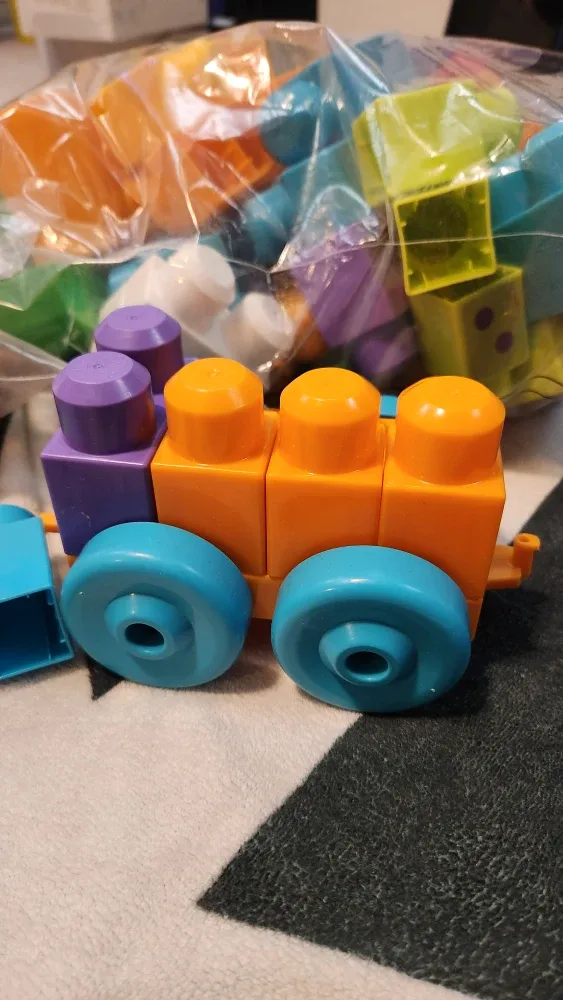 Mega Bloks - Assorted Colours