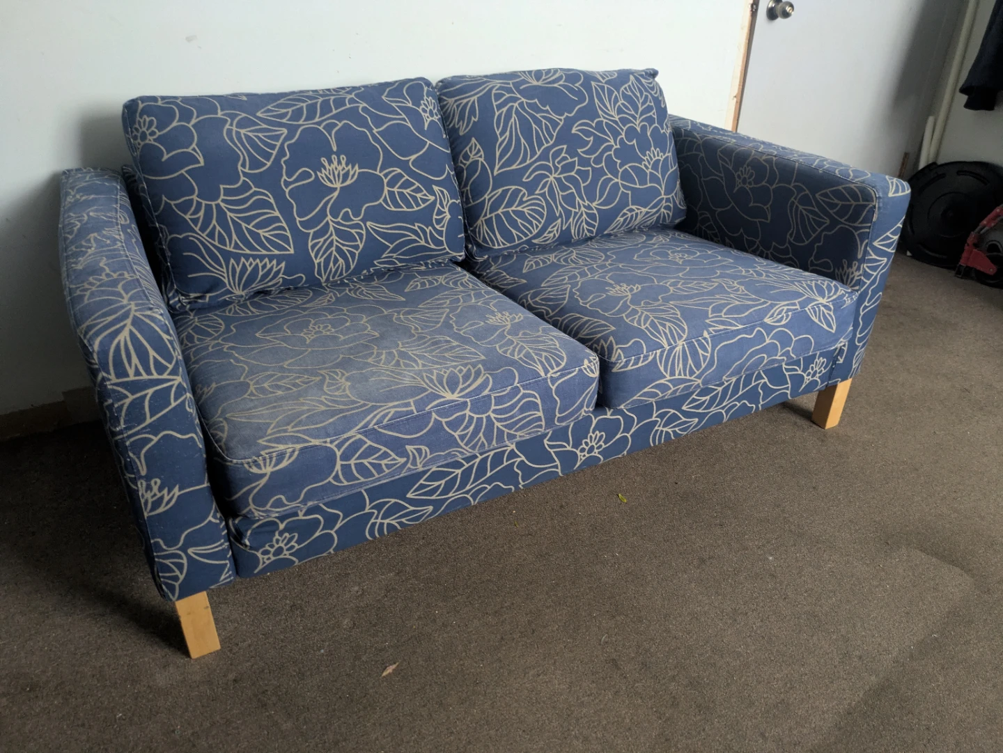 Loveseat - free delivery