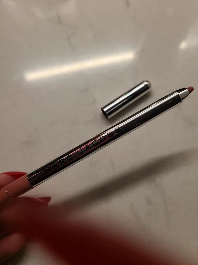 Marc Jacobs Poutliner Longwear Lip Liner image indicator(3)