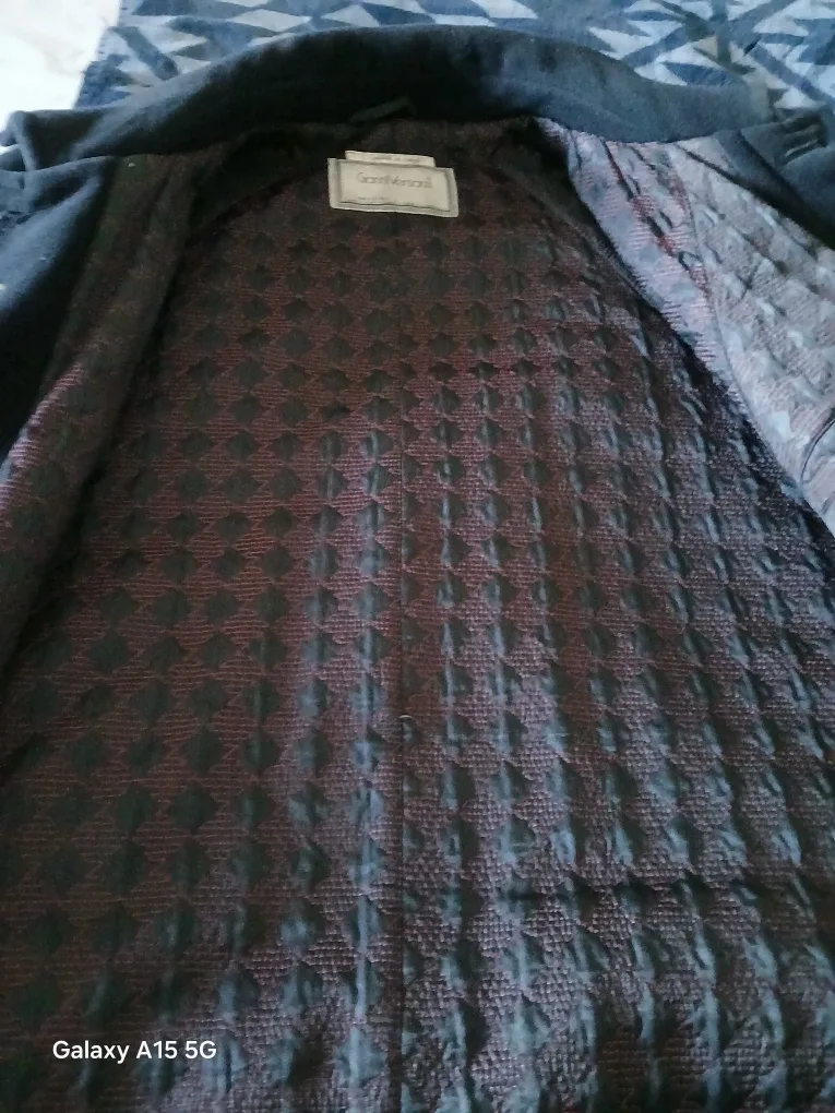Gianni Versace Wool Coat  Authenticity image indicator(2)