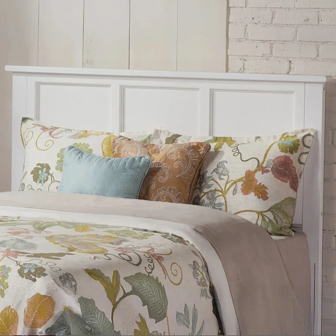 White Wood Queen Bed Frame image indicator(2)