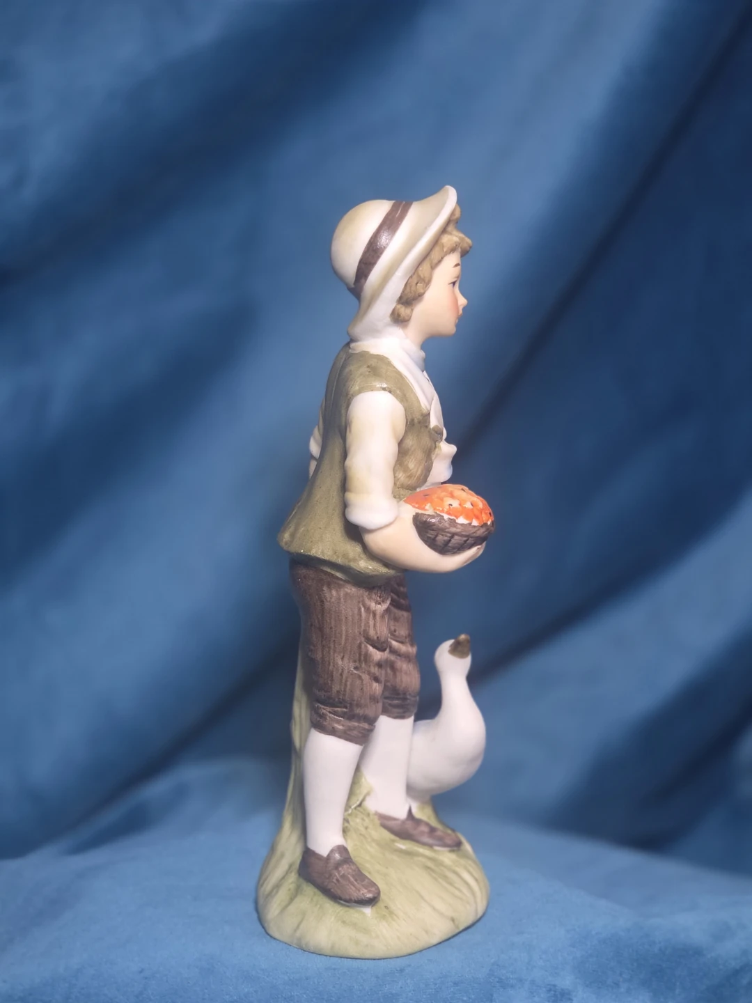 Vintage Porcelain Boy with Goose Figurine - photo 4