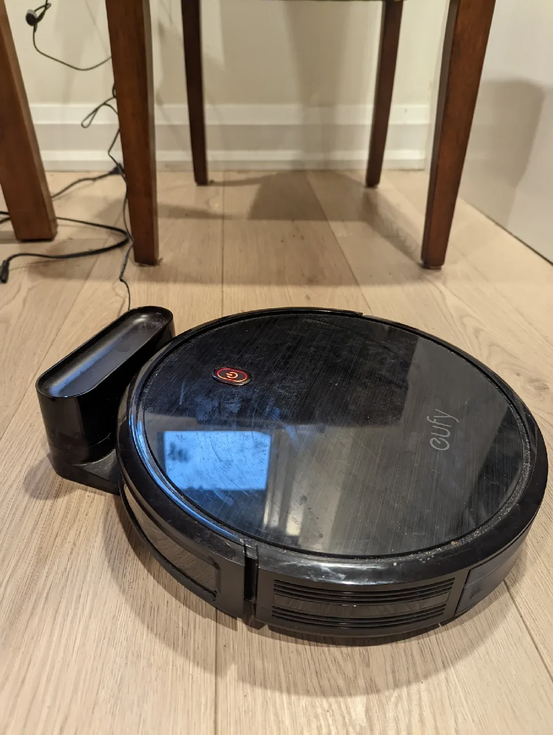 🥕Eufy RoboVac - Black🥕 image indicator(2)