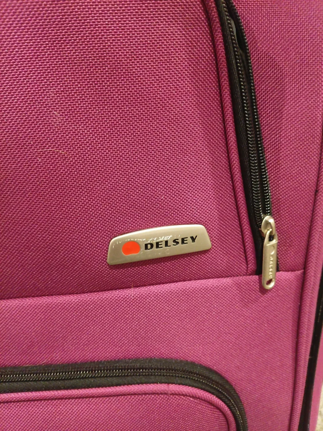 Delsey Purple Carry-On Suitcase image indicator(4)