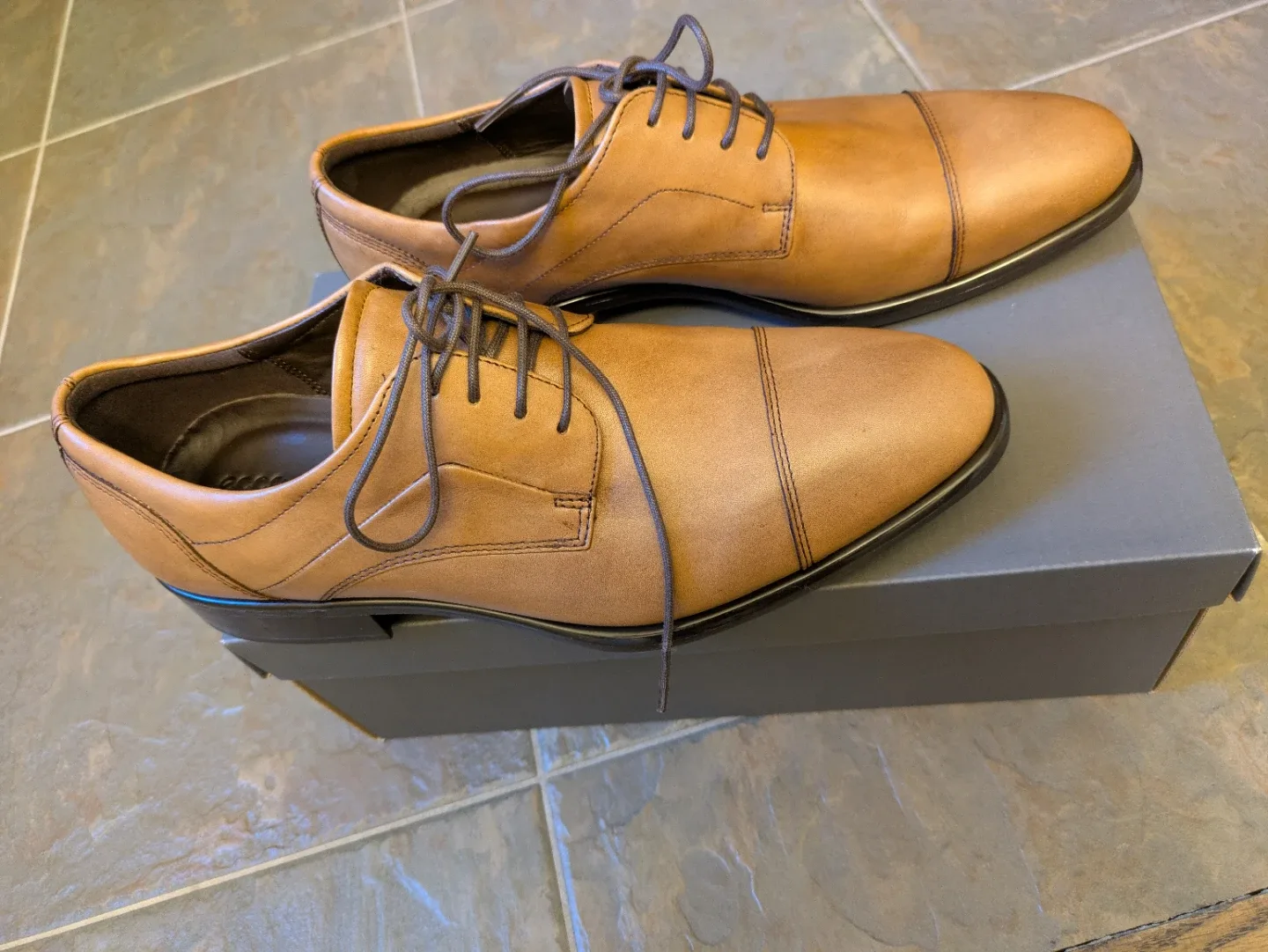 Ecco Tray Tec Dress Shoes, Size 12 image indicator(5)