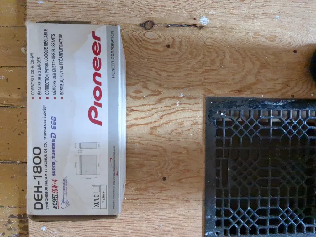 Pioneer DEH-1800 CD Player image indicator(2)