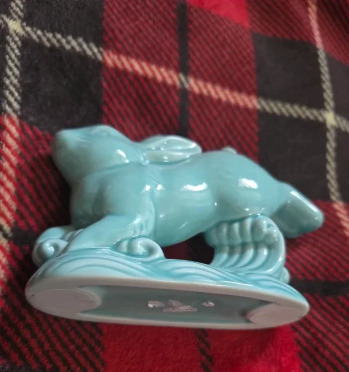 JAPAN Blue Ceramic Celadon Lucky  Rabbit Figurine New image indicator(3)