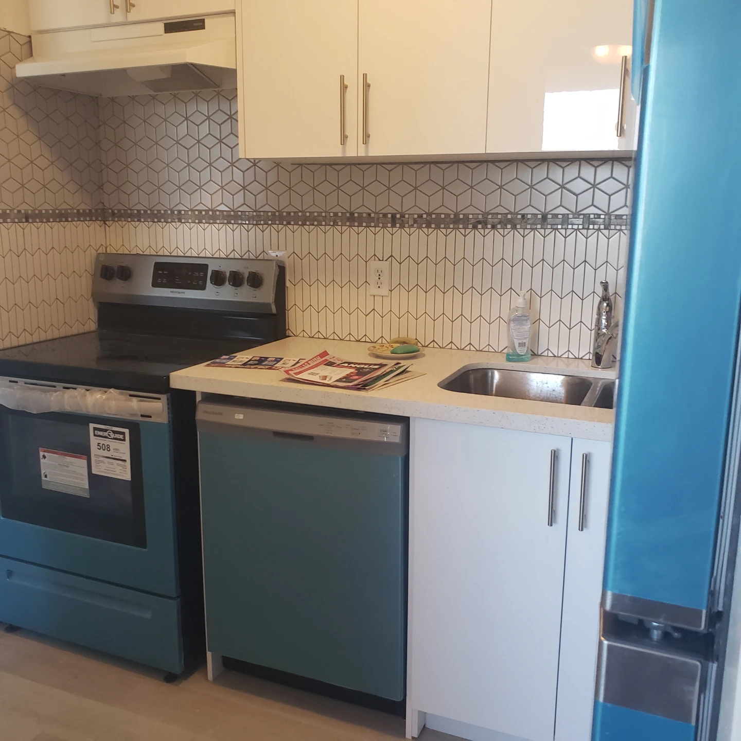 2 bedrooms Condo in Hamilton