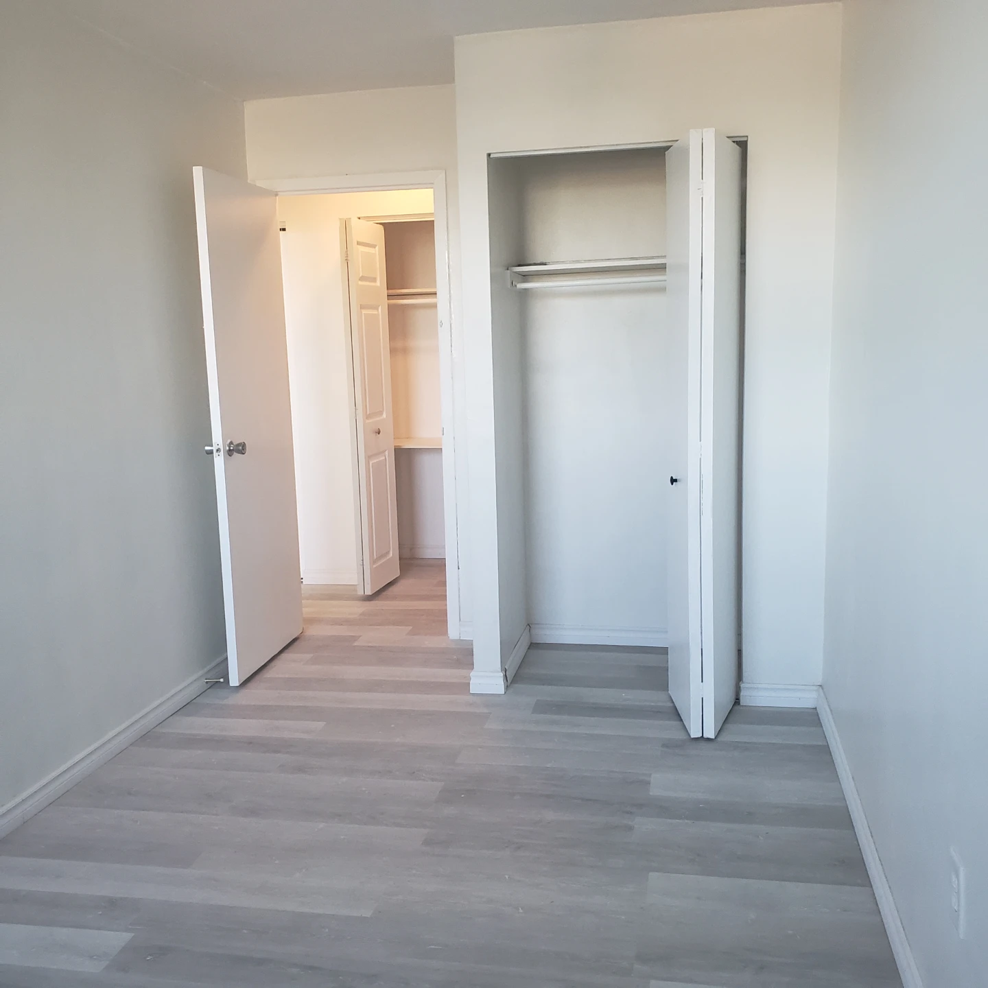 2 bedrooms Condo in Hamilton - photo 5