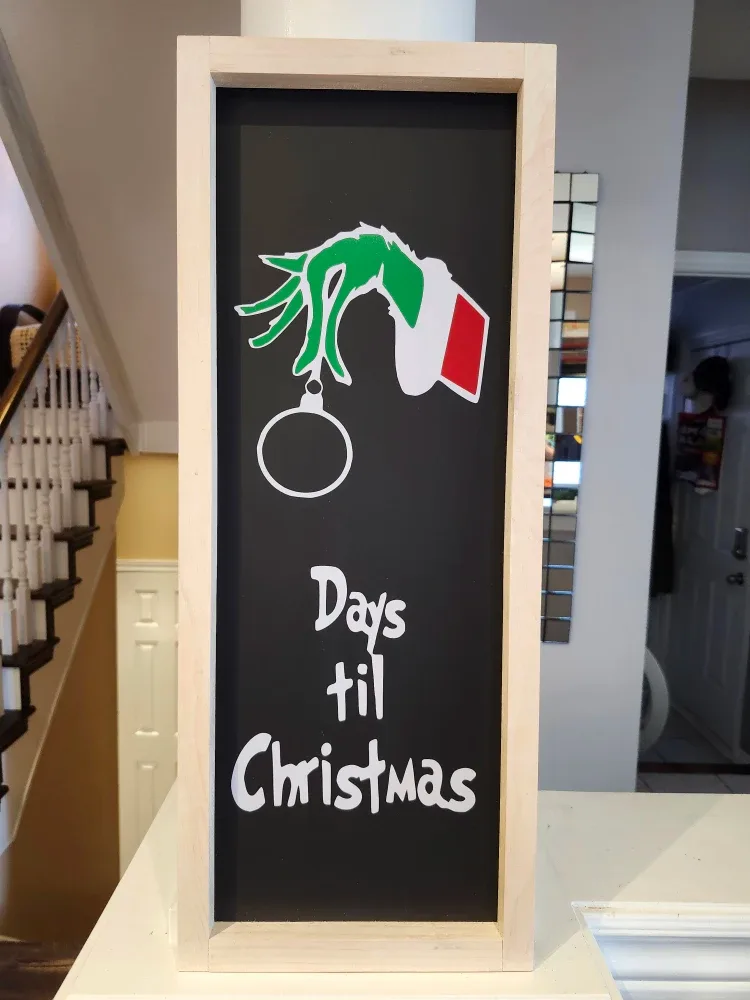 Days til Christmas Grinch Chalkboard