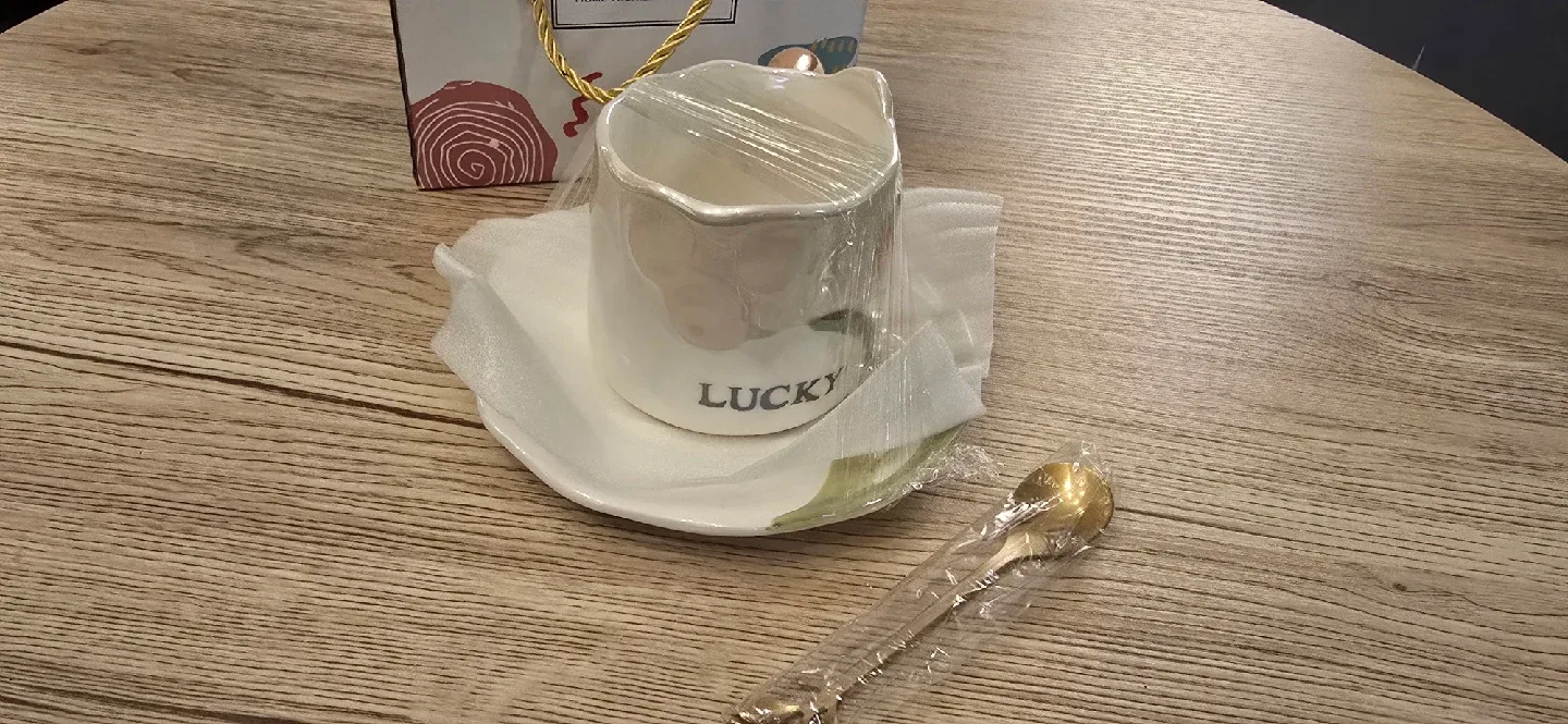 BNIB  Ceramic Tea Set with Spoon image indicator(3)