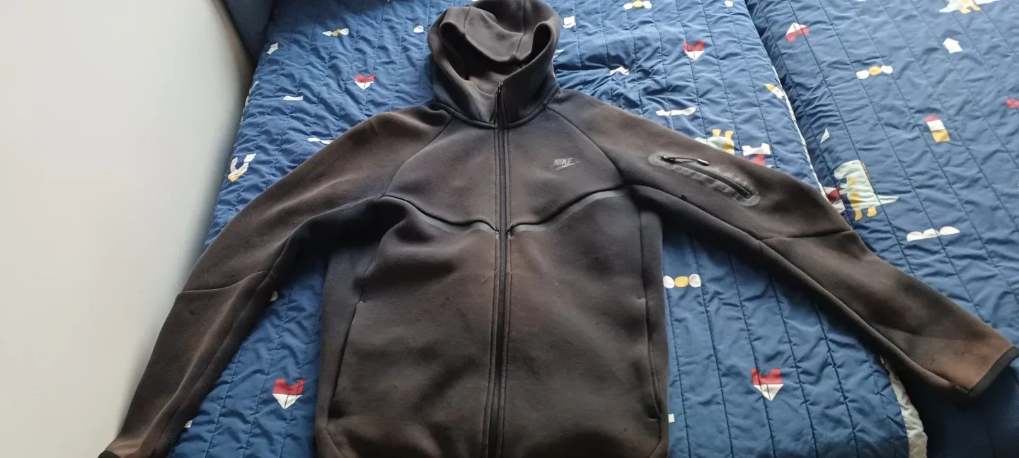 nike tech bundle image indicator(2)