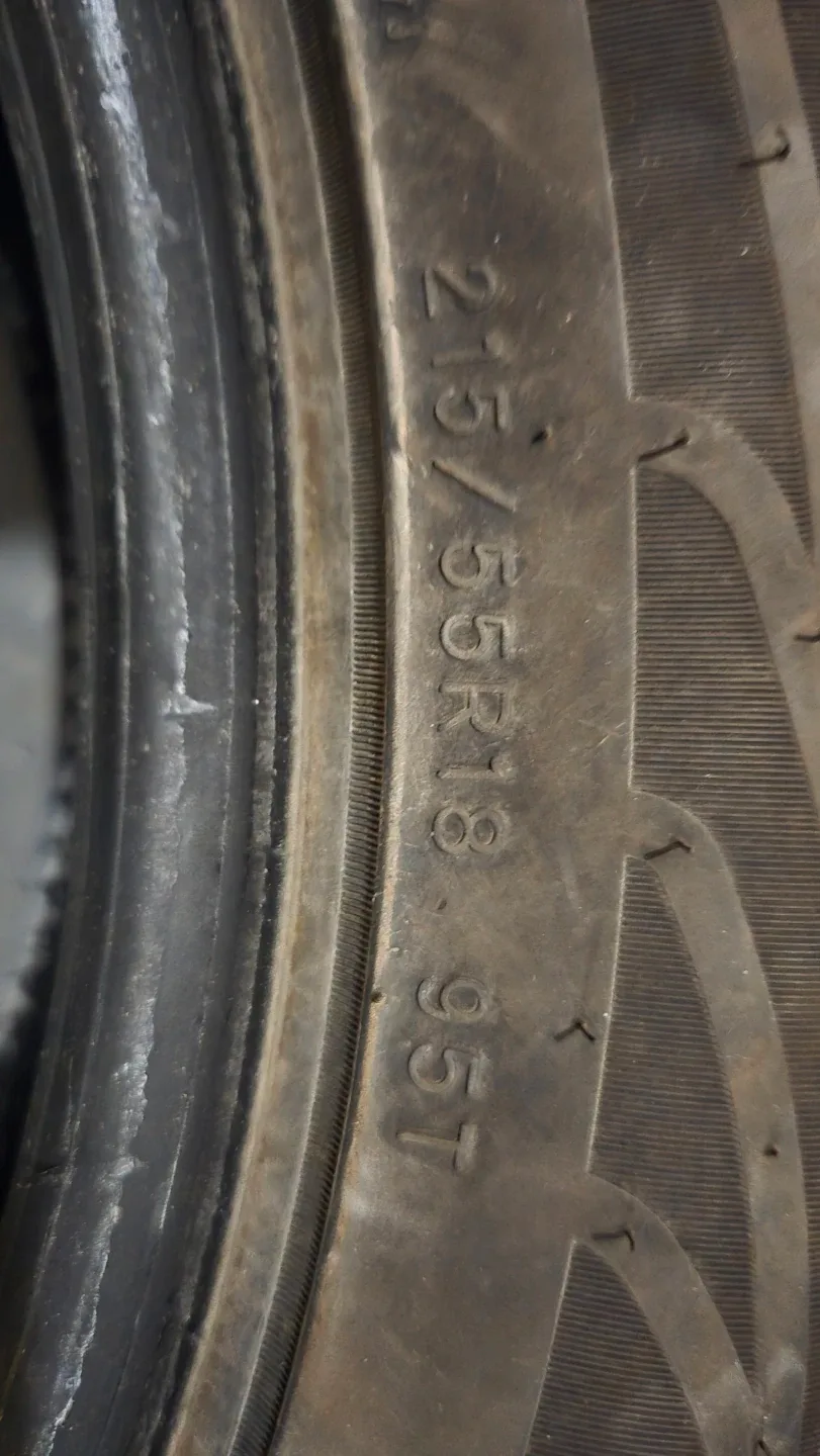 Sailun WSTX Studded Winter Tire 215/55R18 image indicator(4)