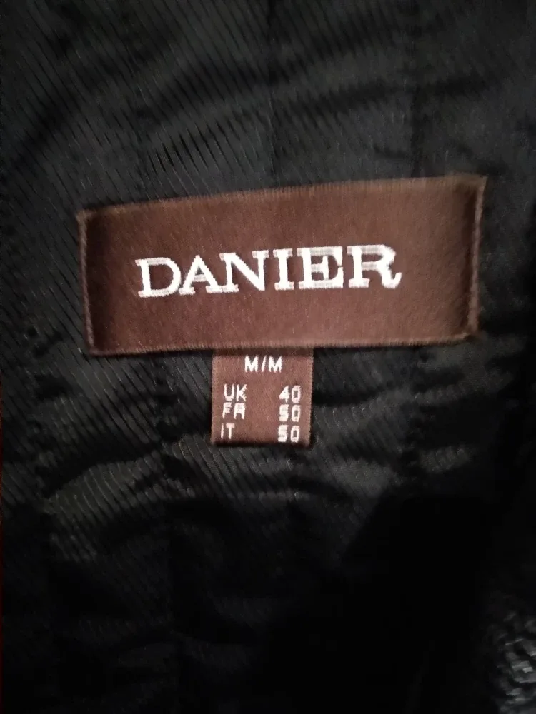 Mens Danier Black Leather Jacket Size M image indicator(2)
