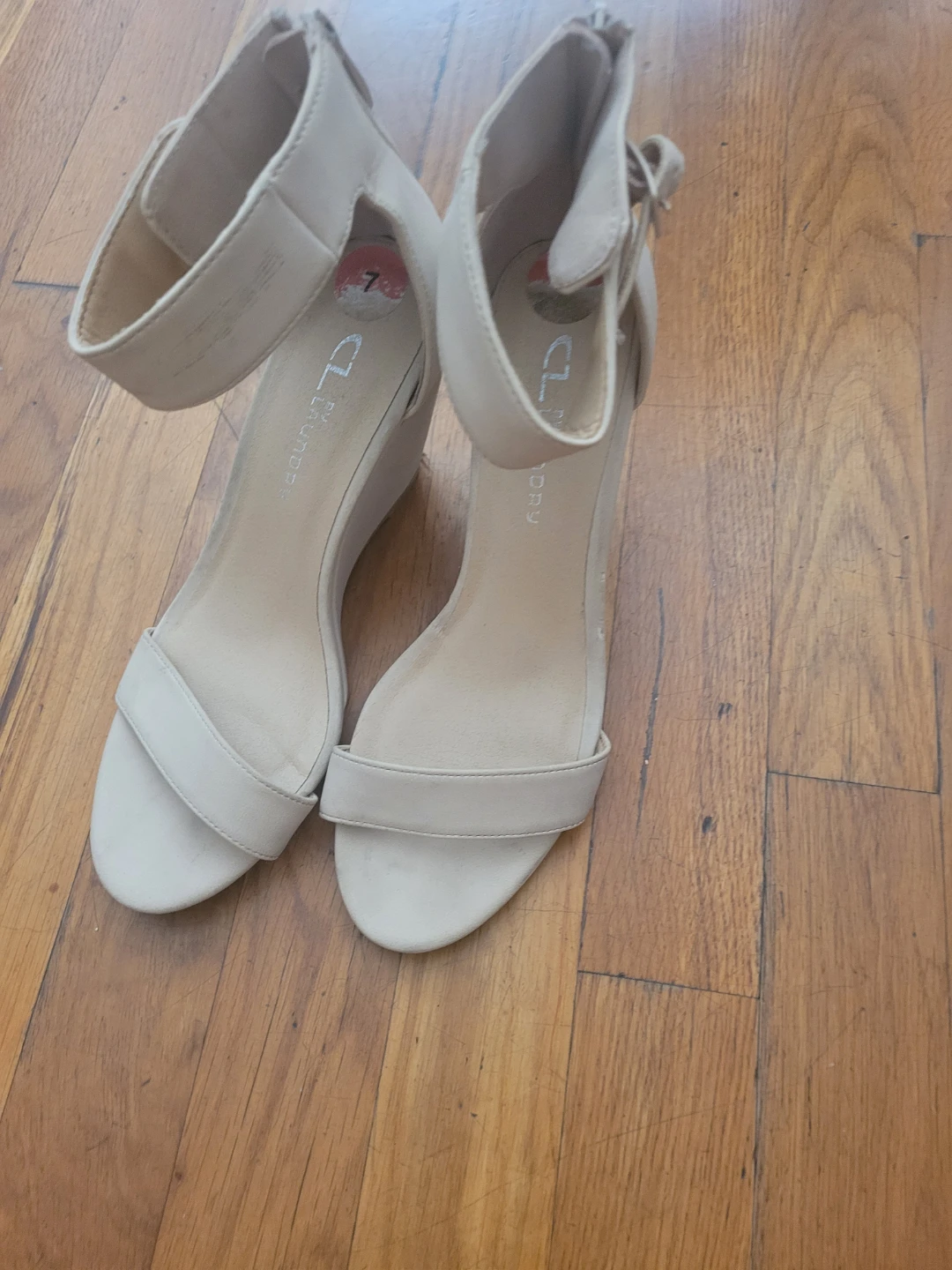 CL by Laundry Beige Wedge Sandals - Size 7