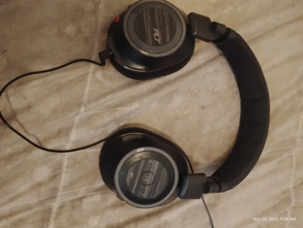 Plantronics PLT Backbeat Pro 2 Headphones