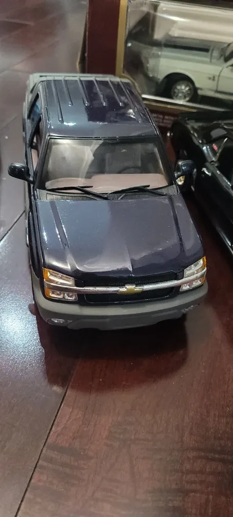 Diecast Car Collection - Chevy Camaro, Lambo, More! image indicator(2)