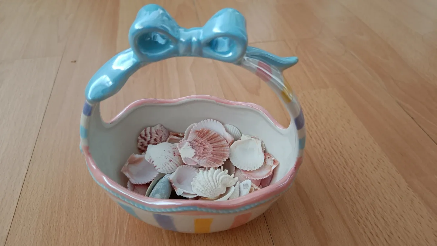 Cute Ceramic Basket with Bow Handle