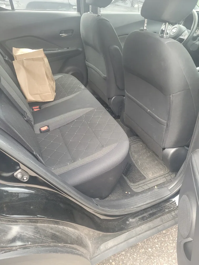 2019 Nissan Kicks Sv image indicator(8)