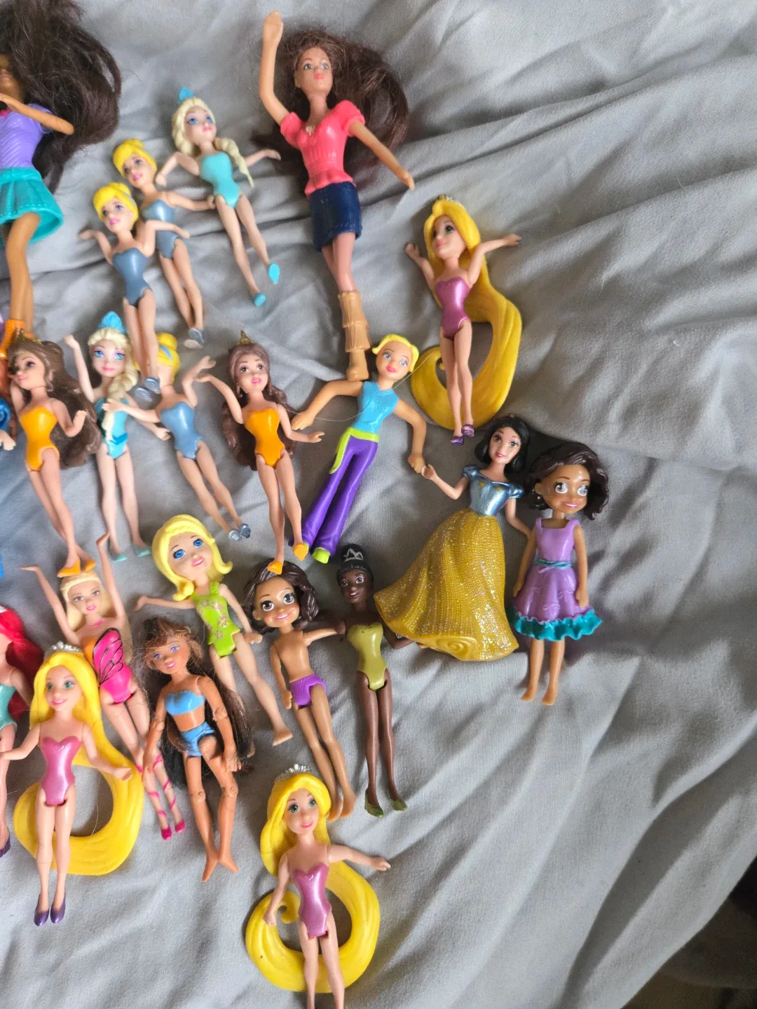 Disney Princess Polly pocket Mini Dolls & Accessories Lot image indicator(2)