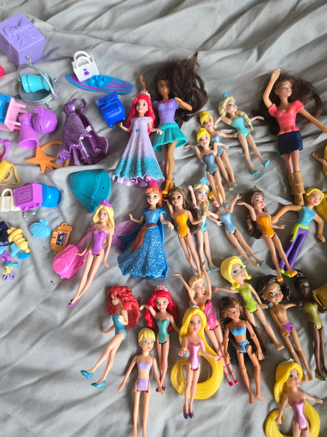 Disney Princess Polly pocket Mini Dolls & Accessories Lot image indicator(3)