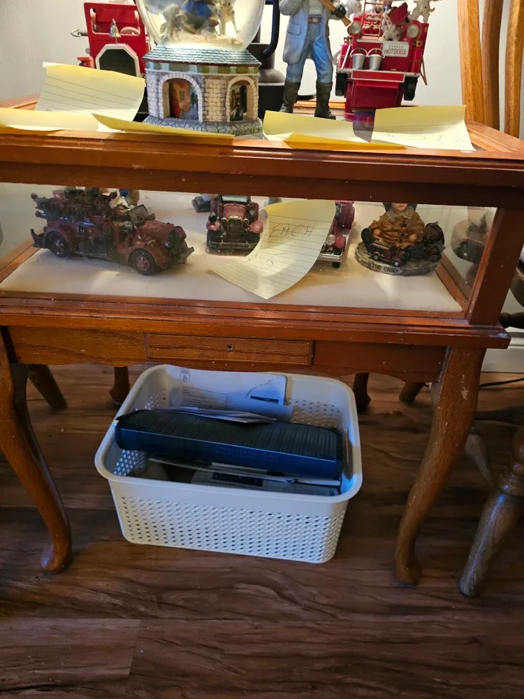 Firefighter Figurines & Decor image indicator(8)