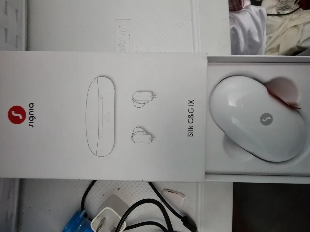 Signia Silk C&G IX Hearing Aids - Like New! image indicator(3)