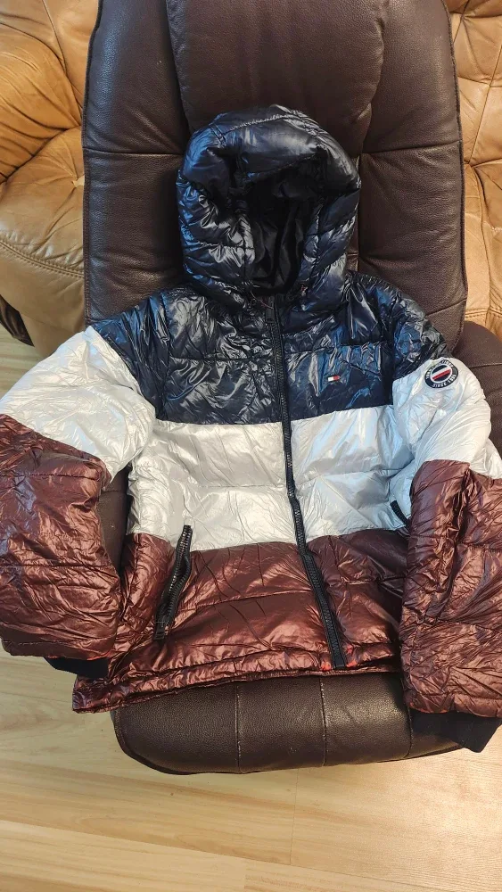 Tommy Hilfiger Puffer Jacket - Size L image indicator(2)