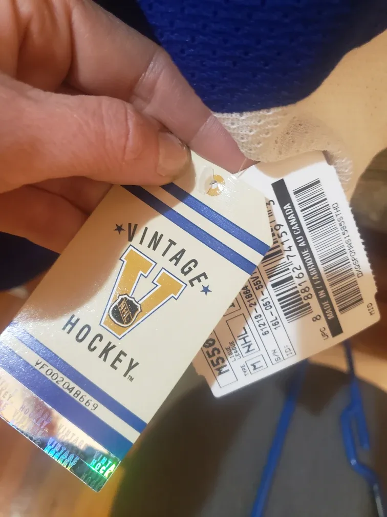 CCM Toronto Maple Leafs Doug Gilmour #93 Jersey - XL image indicator(4)