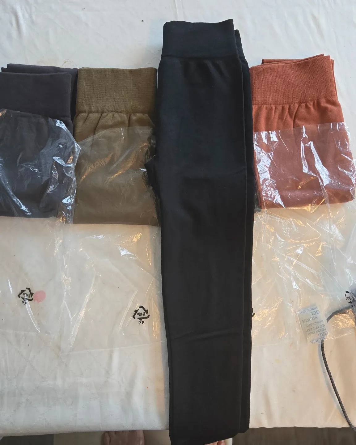 High Waisted Leggings 5 PIC image indicator(3)