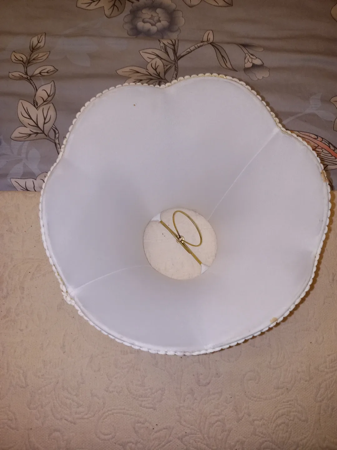 Small Off White Lamp Shade image indicator(3)