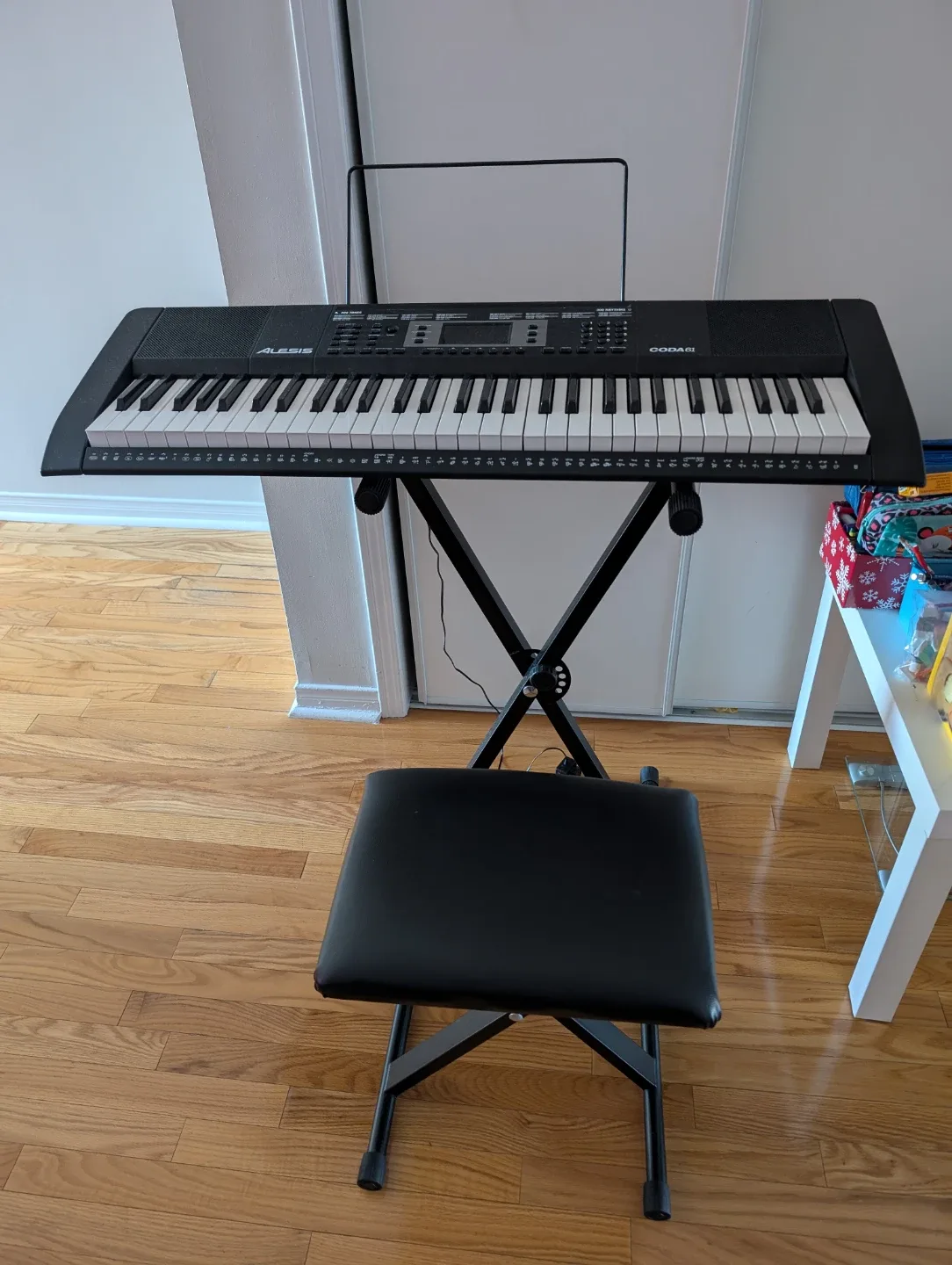 Alesis Coda 61 Keyboard with Stand & Bench image indicator(2)